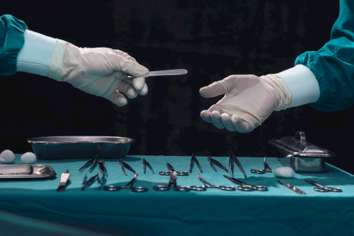 Robots-in-Surgery__512x342
